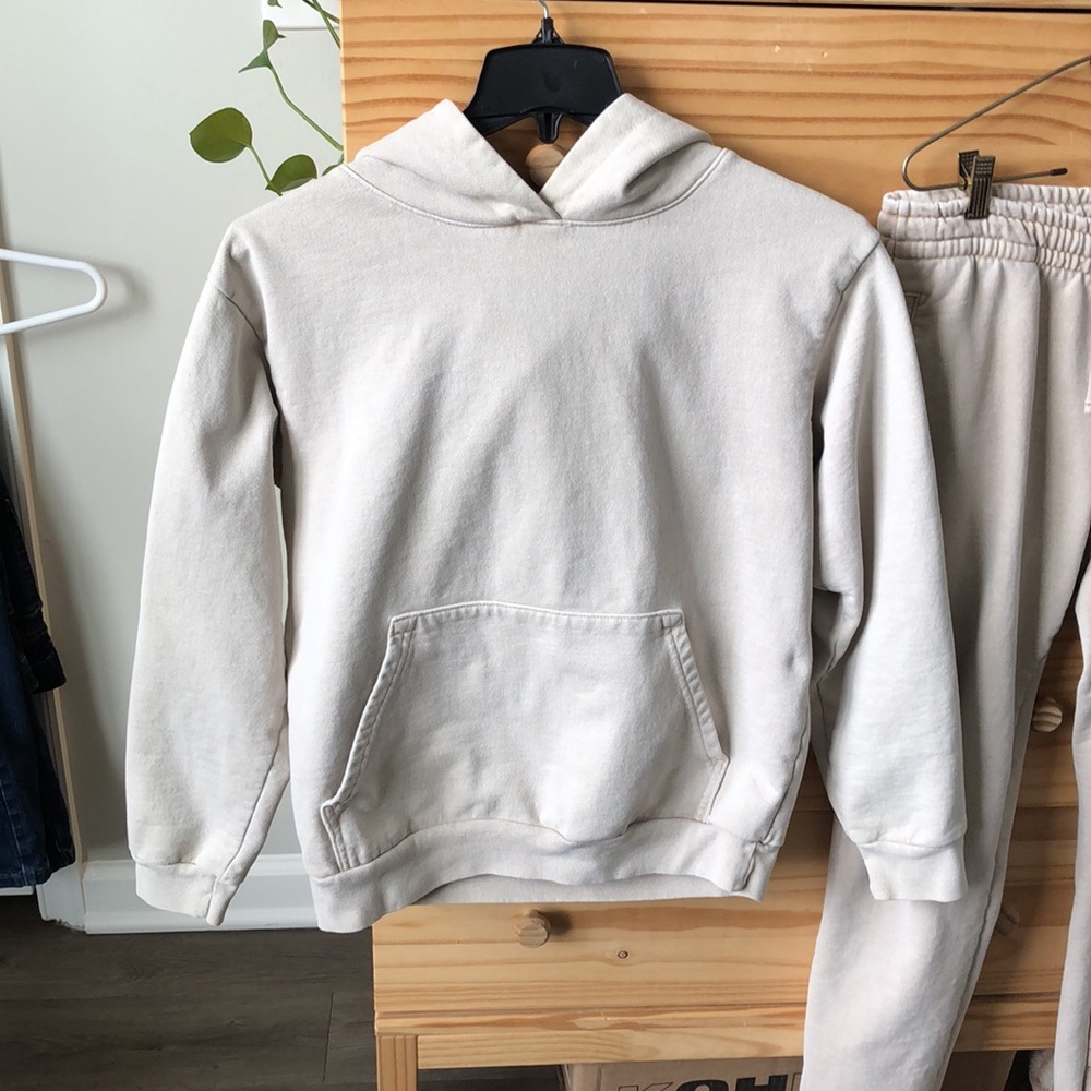 Women’s TALENTLESS Sweatpants & Hoodie Bundle sz M